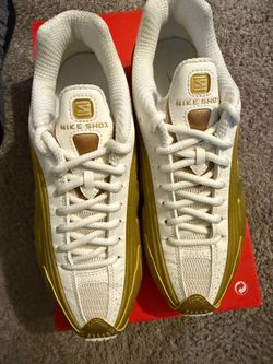 New Nike Shox R4 Size 7 Women