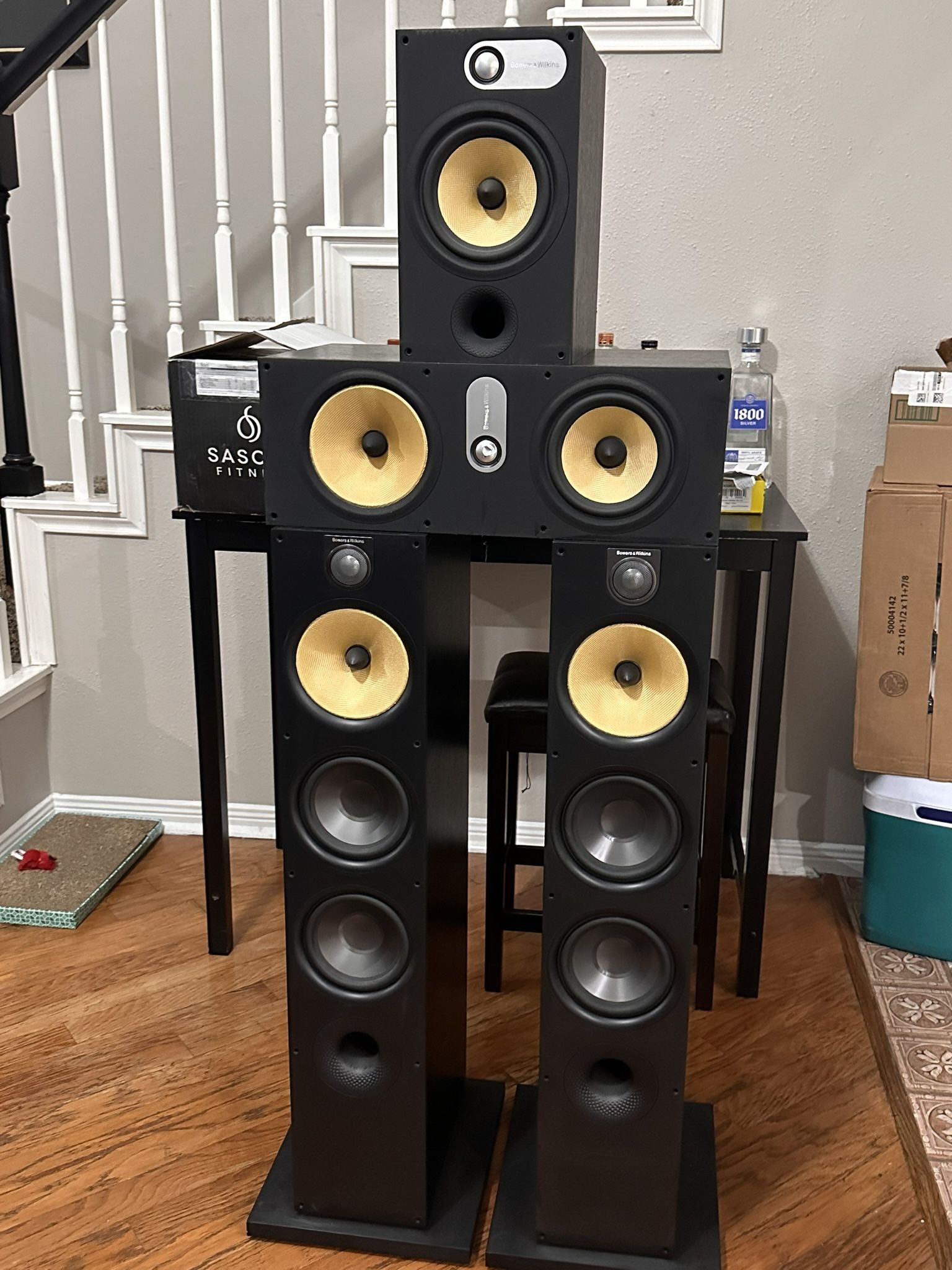 Bowers and Wilkins 683 S2 Speakers