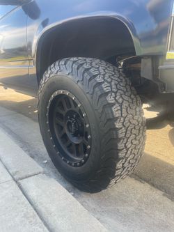 285/70R17 BFGoodrich ko2