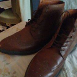 Dress shoes