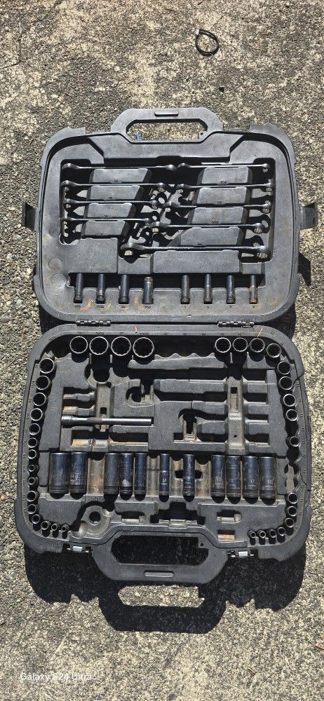 Husky Tool Set