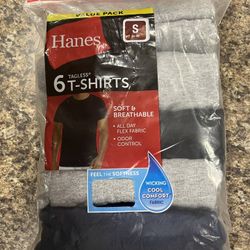 New Men’s Hanes T-shirts Size Small