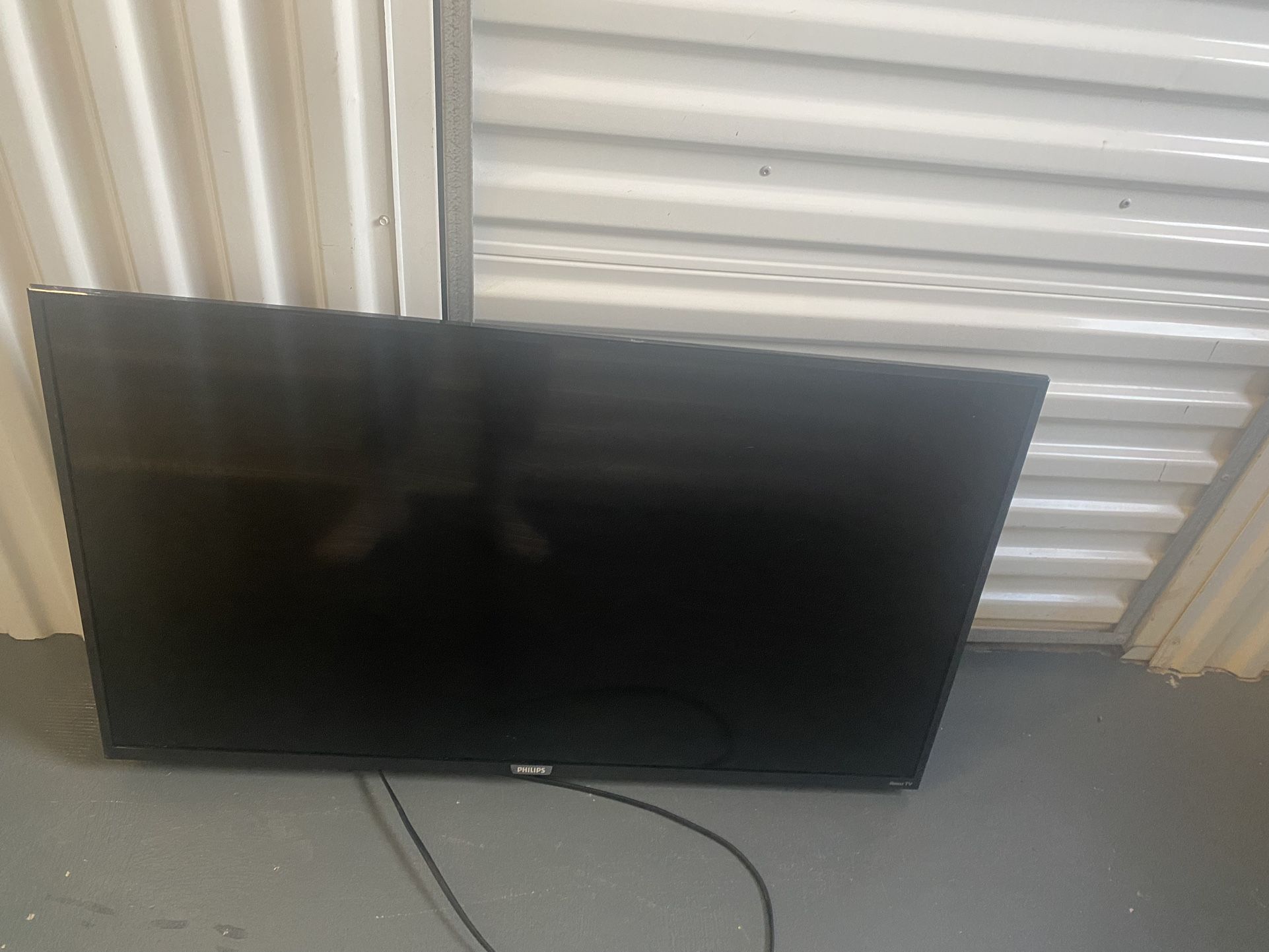 32” Phillips Roku Tv 