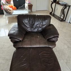 Leather Chair With Ottoman 