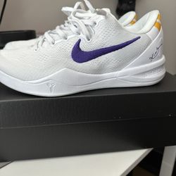 Kobe 8 