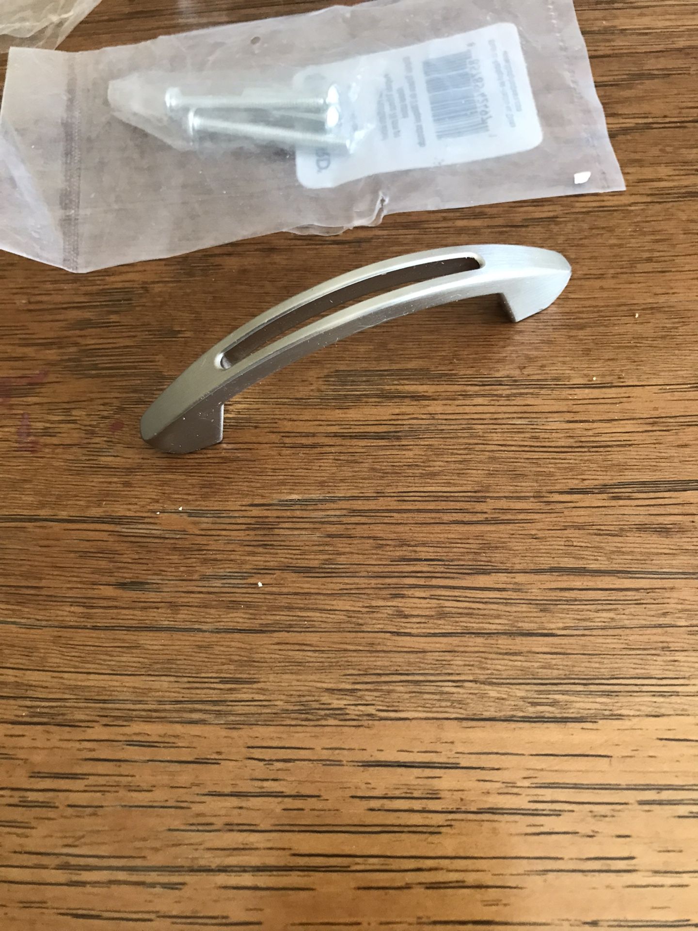 Drawer / Cabinet Pulls/ Handles