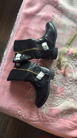 Kids boots