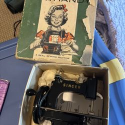 Sewing Machine Singer 