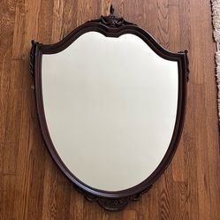VINTAGE MIRROR 