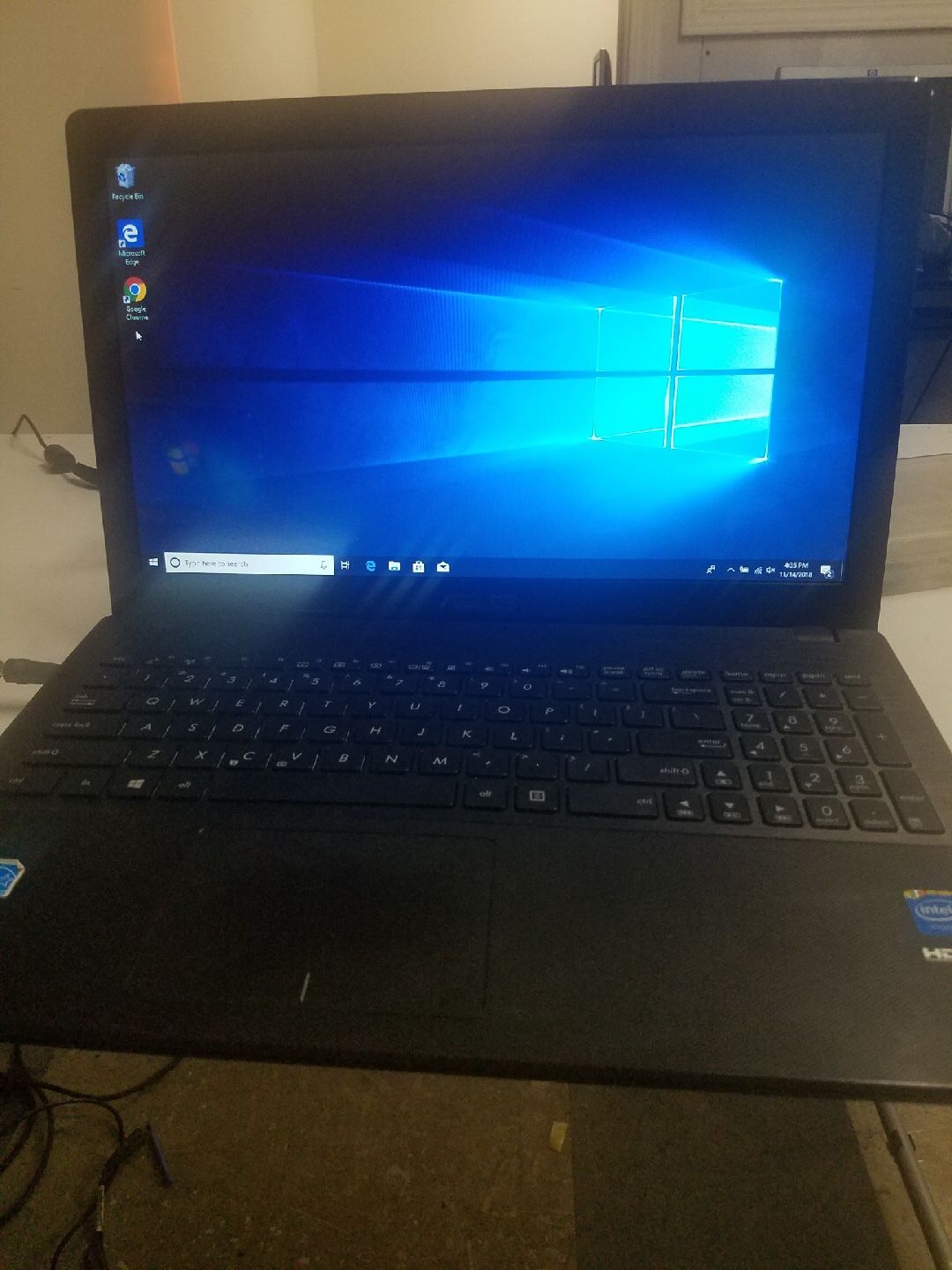 Asus laptop 500gb windows 10 office 2013 TRADE FOR IPHONE 6