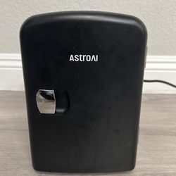 Mini Fridge ASTROAI