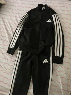 Adidas tracksuit size 7 boys