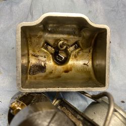 Motorcycle Carb Cleaning 