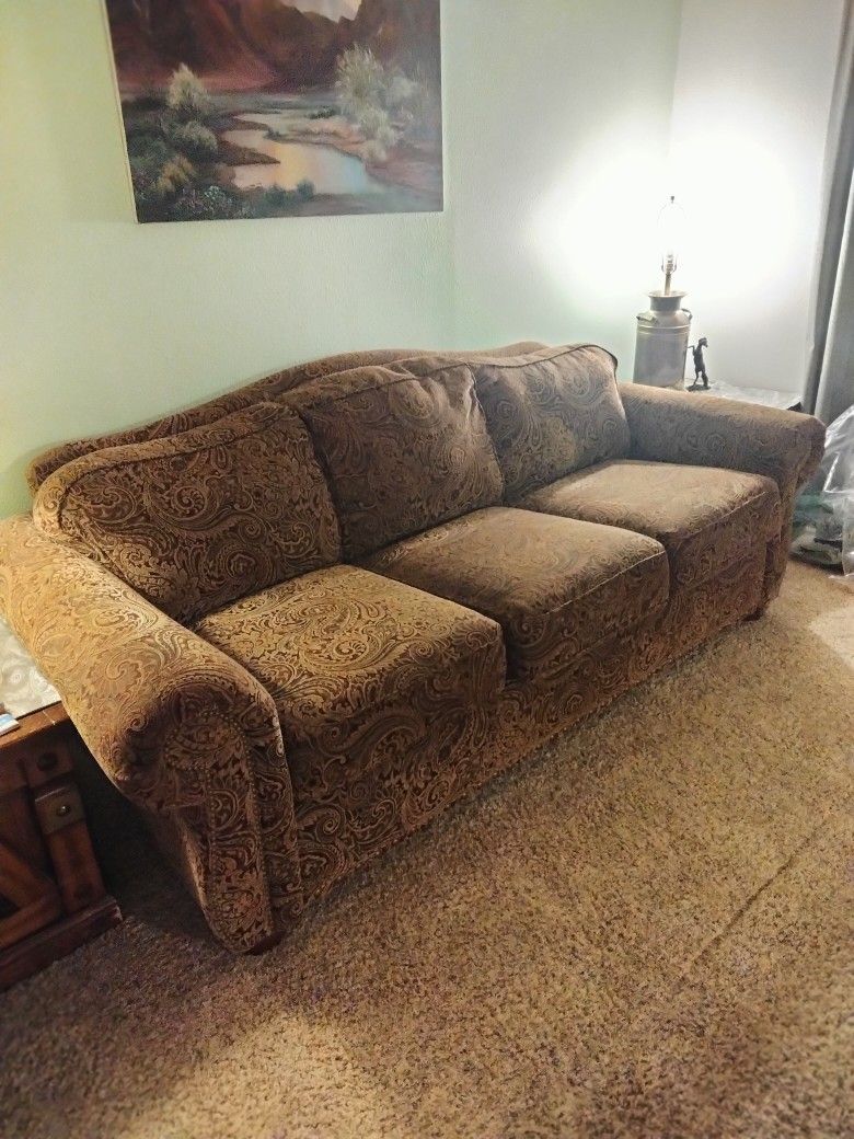 Custom Upholstered Lazy Boy Sleeper Couch Pull Out Bed