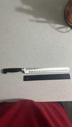 Zwilling J.A. Henckels Slicing Knife with Blade Guard 10in.