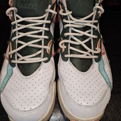  Bo Jackson, Men Size 10 Nike Air Trainer SC High in the "Pink Quartz" colorway. 