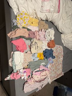 Baby girl clothes - Newborn