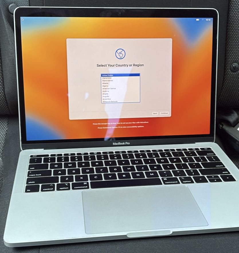 Apple 13 Inch MacBook Pro