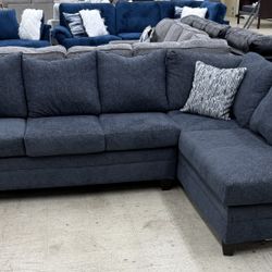 Hershey Navy 2pc Sectional