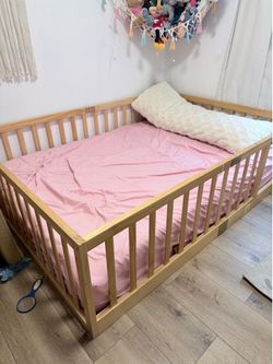 Floor bed frame