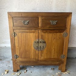 Beautiful Chinese Wooden Cabinet