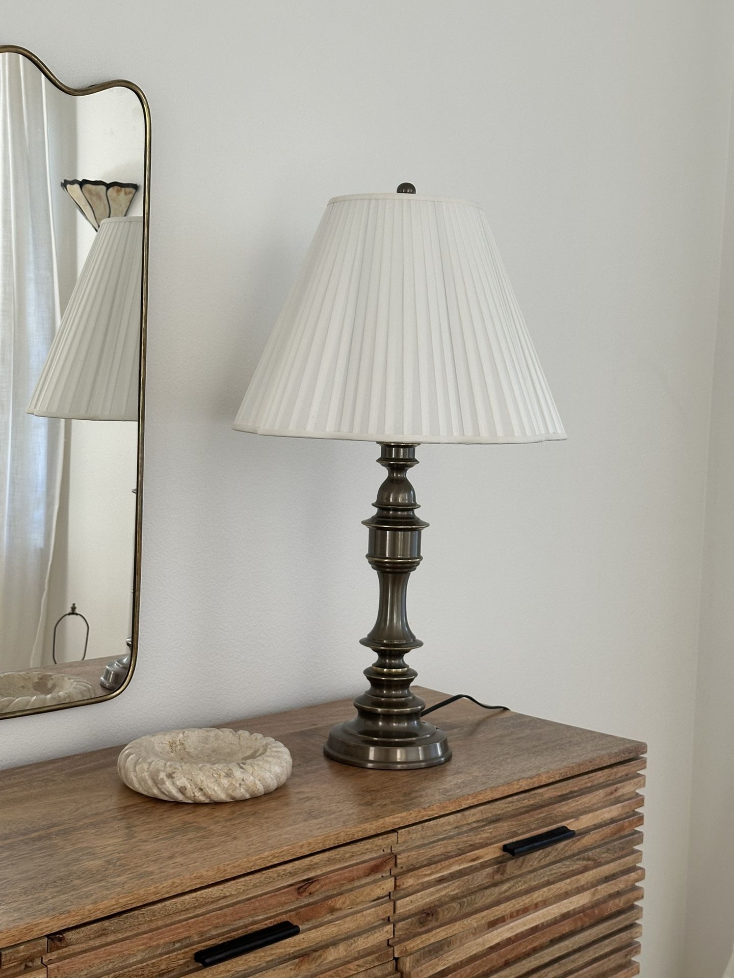 Vintage Antique Brass Finish (Lamp Base Only)