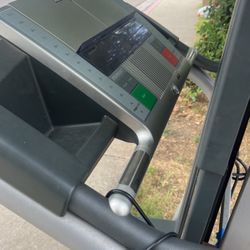 Treadmill 