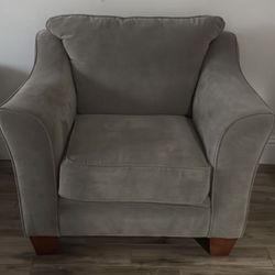Accent Chair 