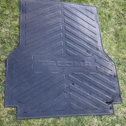 2016-2023 Toyota Tacoma 5 Feet Bed Mat