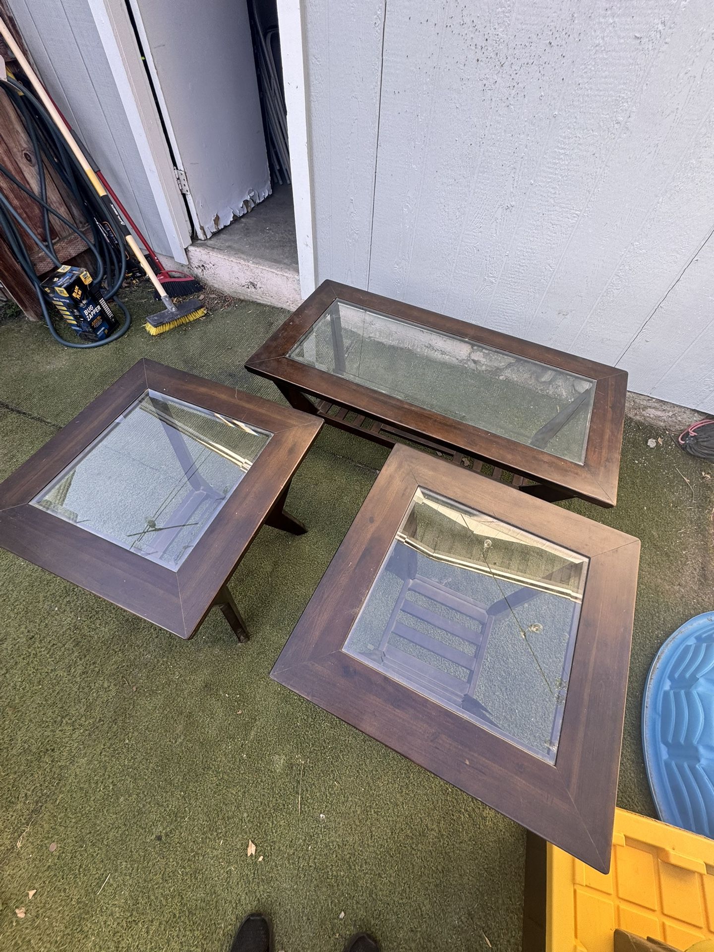 Coffee And Side Tables 