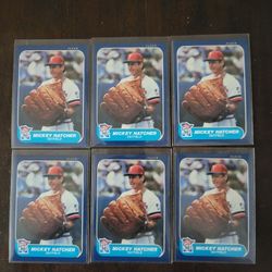 1996 Fleer Mickey Hatcher Big Glove 6 Card Lot.