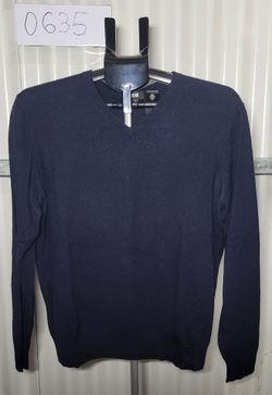 Uniqlo Navy Blue V-Neck Sweater, size M (0635)
