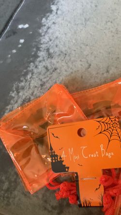 Mini treat Halloween bags