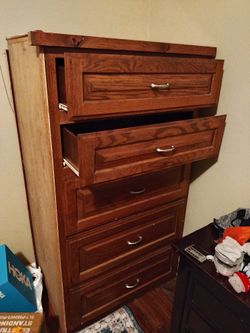 Dresser