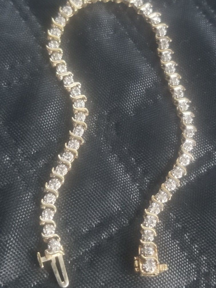 Real Gold And Diamond Bracelet