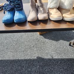 Ladies / Girls Shoes And Clothing 