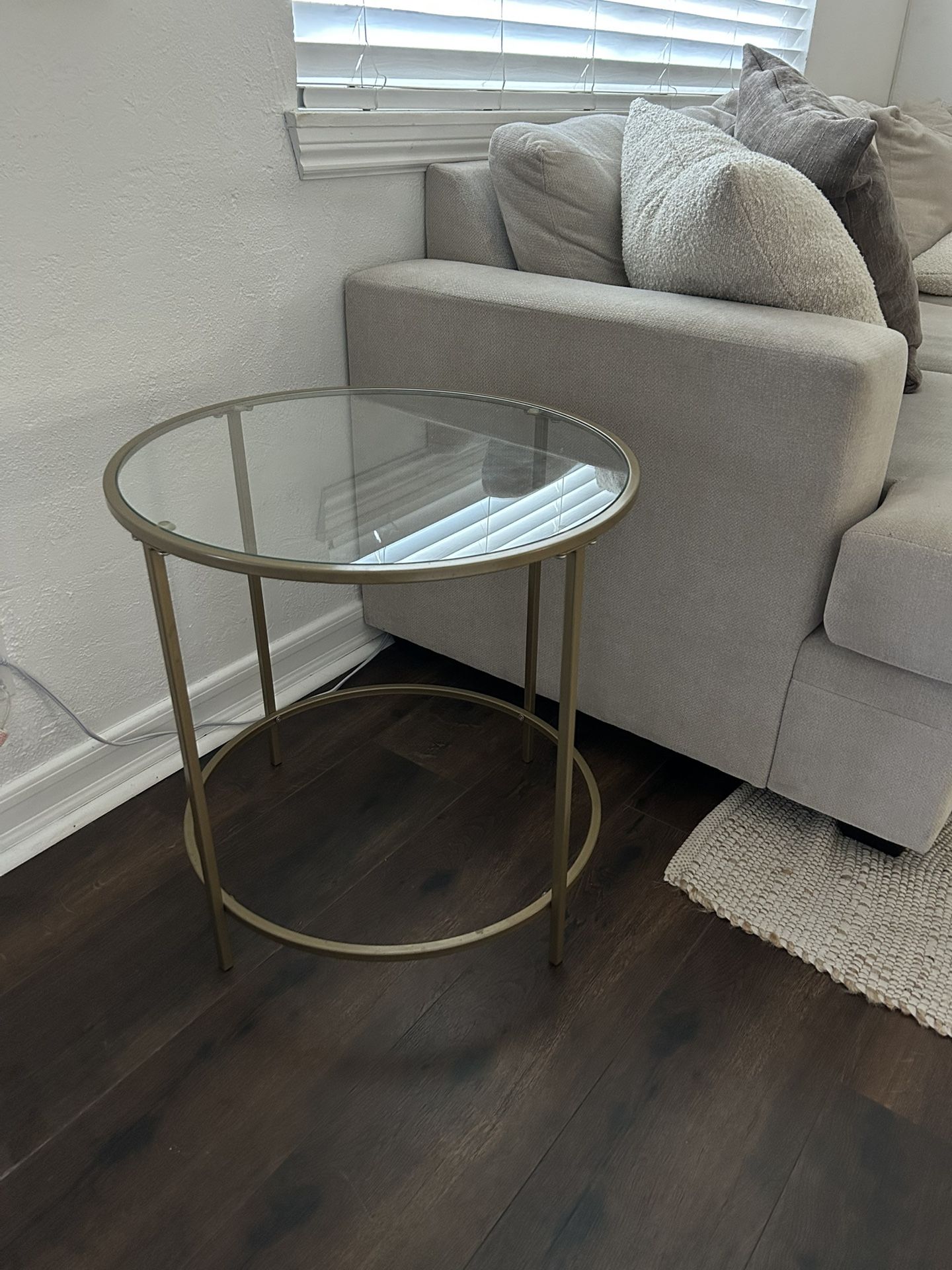 Round Side Table