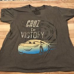 Disney Store V-neck Cruz To Victory Cars 3 Pixar Movie T-shirt 2xl 