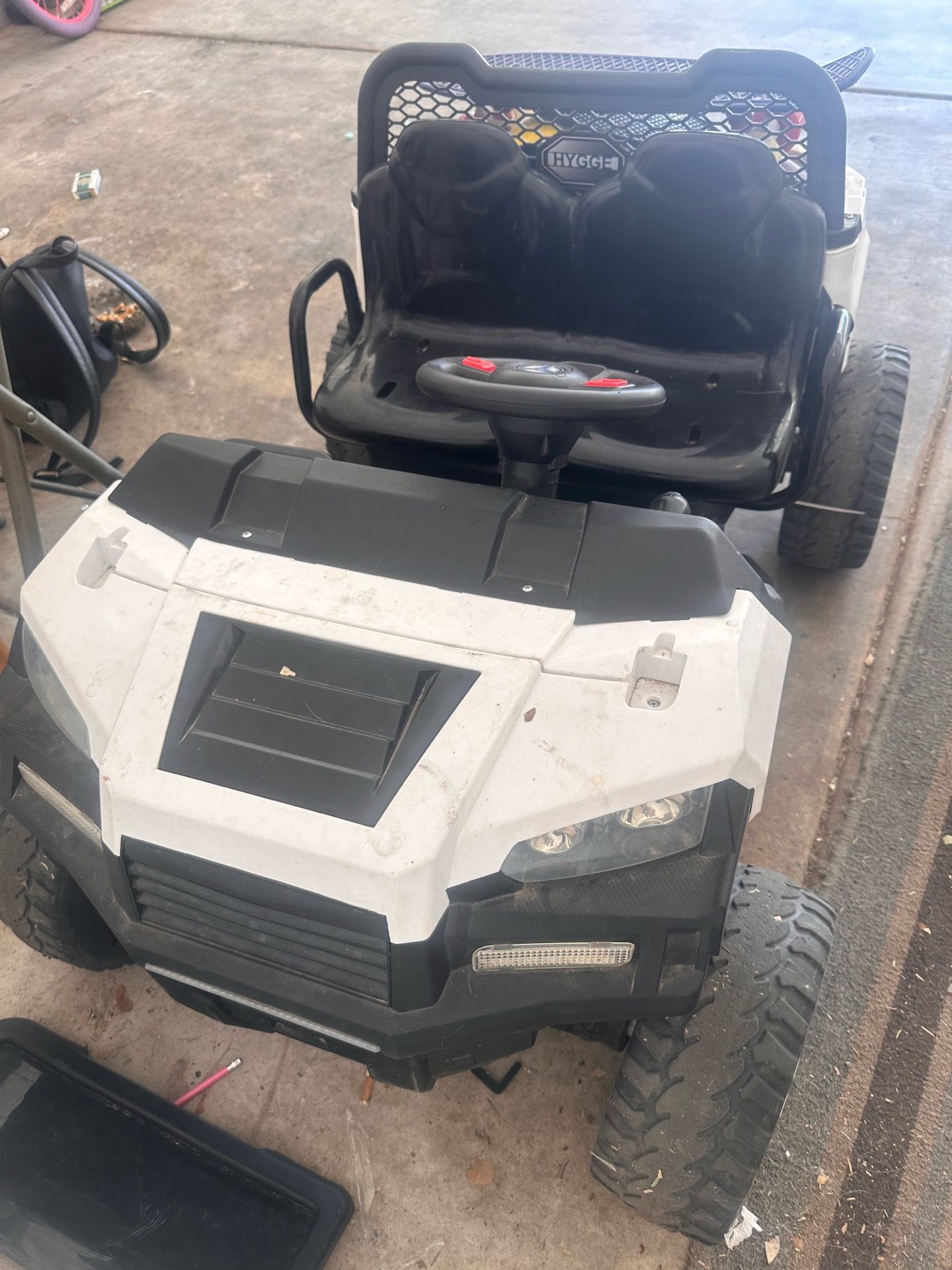 kids' ride-on electric truck 24 v model brand is huge