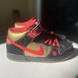 Nike Dunk SB Money Cat Mid / Size 8 