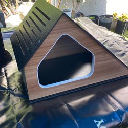 Modern Cat Condo With Sisal Scratching