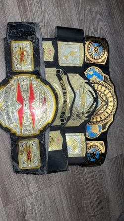WWE TNA TOY WRESTLING BELTS