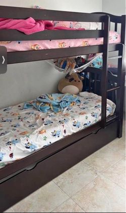 Bunk bed