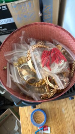 Box of jewelry