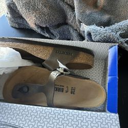 Birkenstocks Size 8