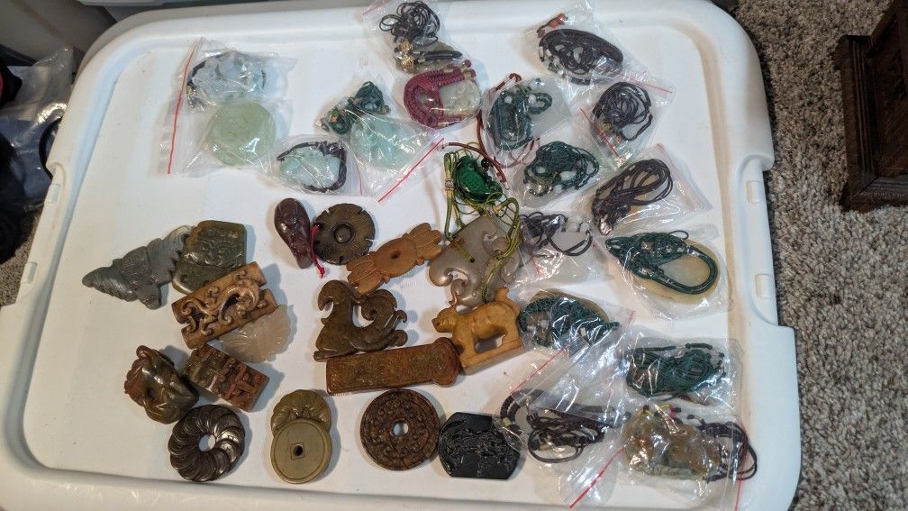 Oriental Stone Necklaces And Pendants