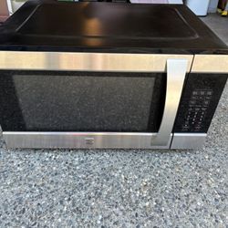 Microwave, Frigidaire 1.6 CF