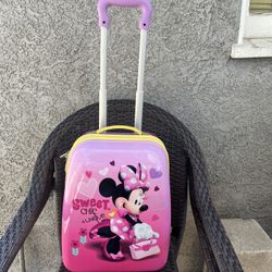 Minnie Mouse Rolling Suitcase