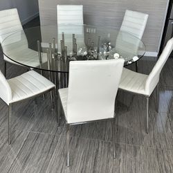 $195 - Modern Dining Chairs - Set Of 8 (PALM SPRINGS)