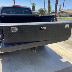 Tuck Tool Box 